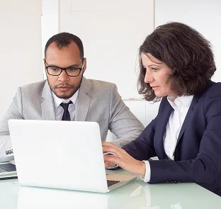 Kennedy Tax accountant negotiating ATO payment plan for client in Melbourne Williams Landing office